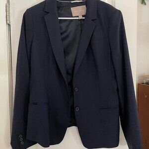 Navy Blue Wool Banana Republic 3 piece Suit Size 10/12